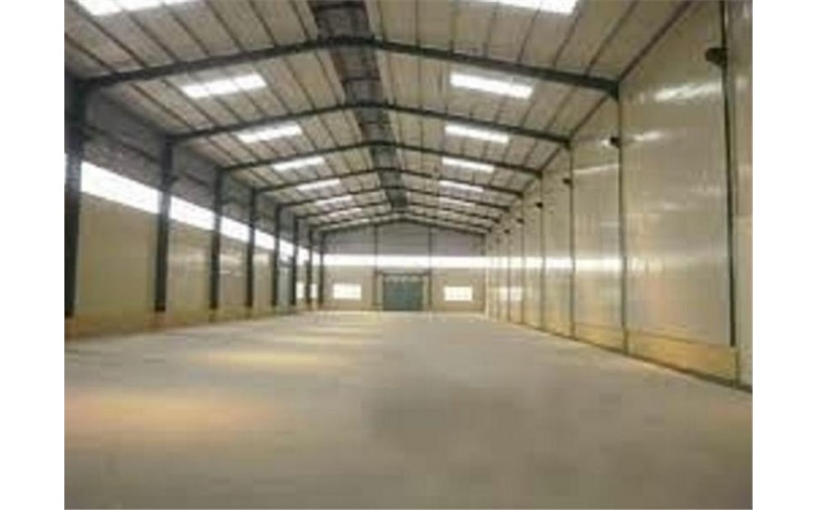 Chuyển nhượng hơn 5000m2 Xưởng + đất Cụm CN ở Hà Nội giá 1x triệu/m2